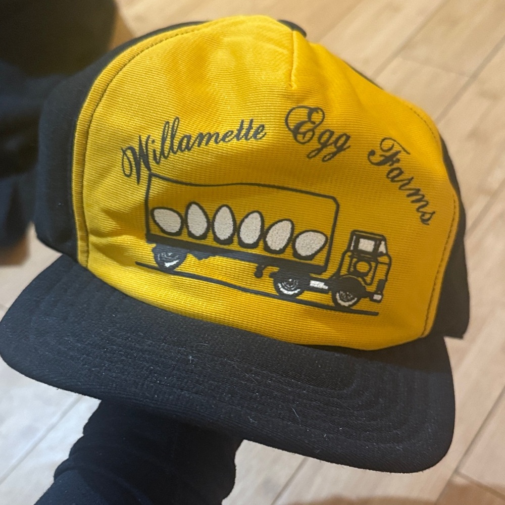 Vintage willamette egg farm Trucker Cap unique